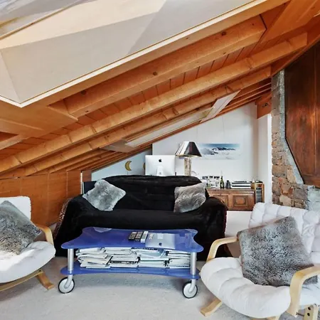 Homely And Spacious Penthouse Centrally Located - What'app - 0034-635-520-036 - For Reservations! Verbier