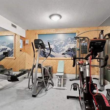 Homely And Spacious Penthouse Centrally Located - What'app - 0034-635-520-036 - For Reservations! Apartment *