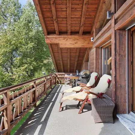 Homely And Spacious Penthouse Centrally Located - What'app - 0034-635-520-036 - For Reservations! Apartment Verbier