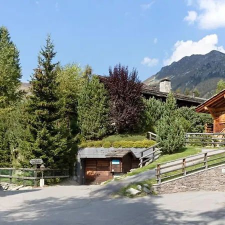 Homely And Spacious Penthouse Centrally Located - What'app - 0034-635-520-036 - For Reservations! Apartment Verbier
